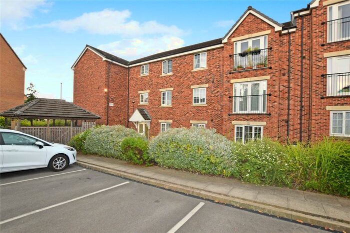 2 Bedroom Apartment To Rent In New Forest Way, Leeds, LS10