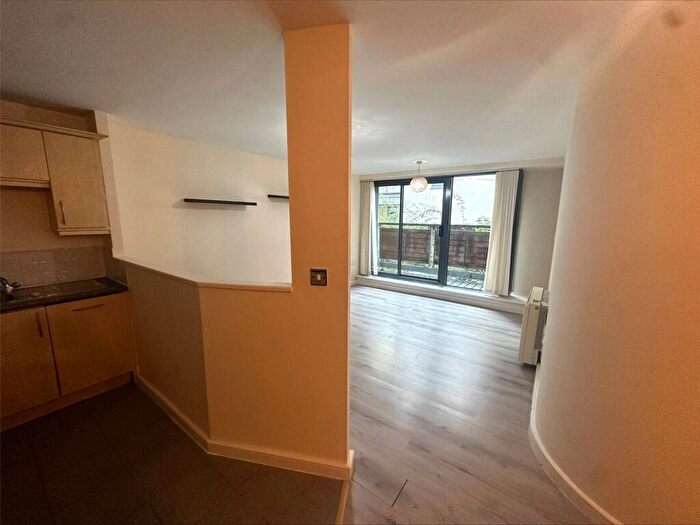 2 Bedroom Flat For Sale In Colquitt Street, Liverpool, Merseyside, L1