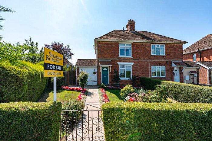 2 Bedroom Semi-Detached House For Sale In Causeway, Wyberton, Boston, PE21