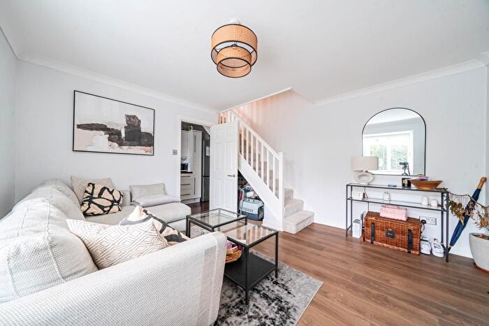 1 Bedroom Detached House To Rent In Wythemede, Bracknell, RG42