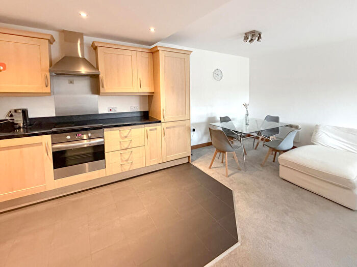 2 Bedroom Apartment For Sale In Barton Mill Road, Canterbury, CT1