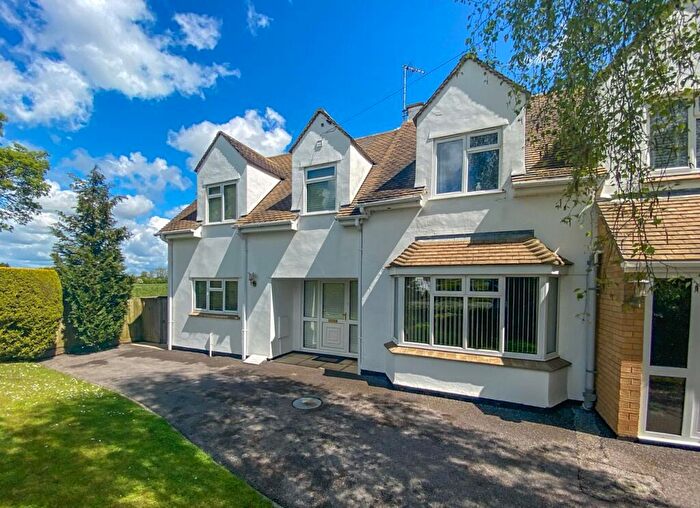 3 Bedroom Semi-Detached House To Rent In Church Hanborough, Witney, Oxfordshire, OX29