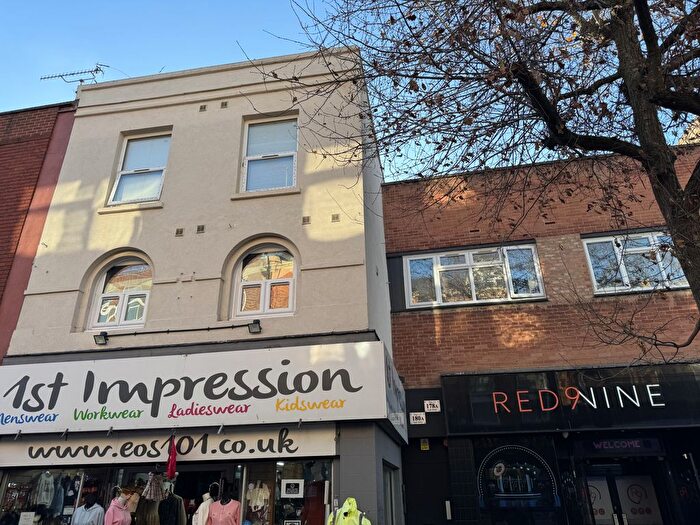 Studio To Rent In High Street, Chatham, ME4