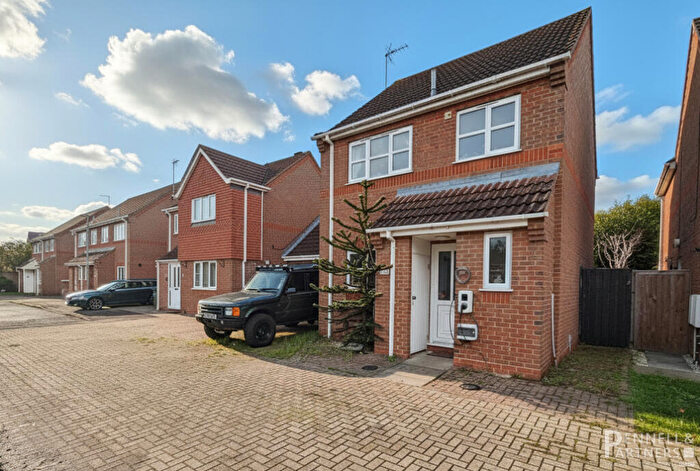 3 Bedroom Detached House For Sale In Viking Way, Whittlesey, Peterborough, PE7