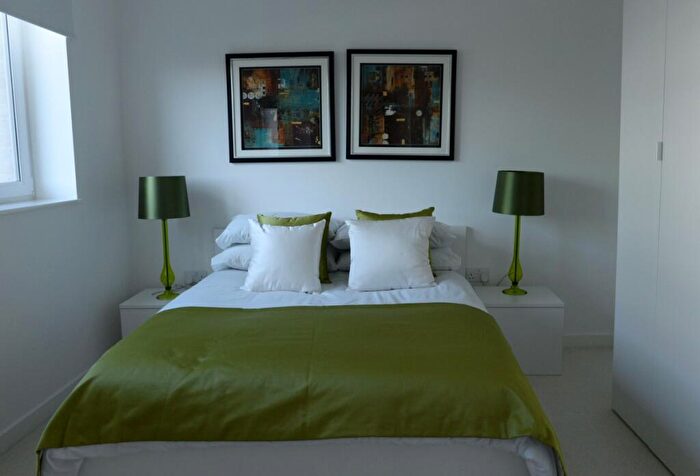 2 Bedroom Apartment To Rent In Tudway Road, SE3