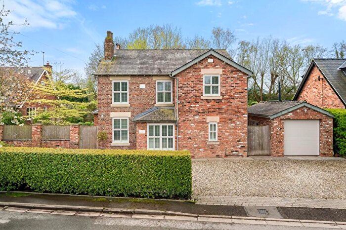 4 Bedroom Detached House For Sale In Strawberry Lane, Wilmslow, SK9