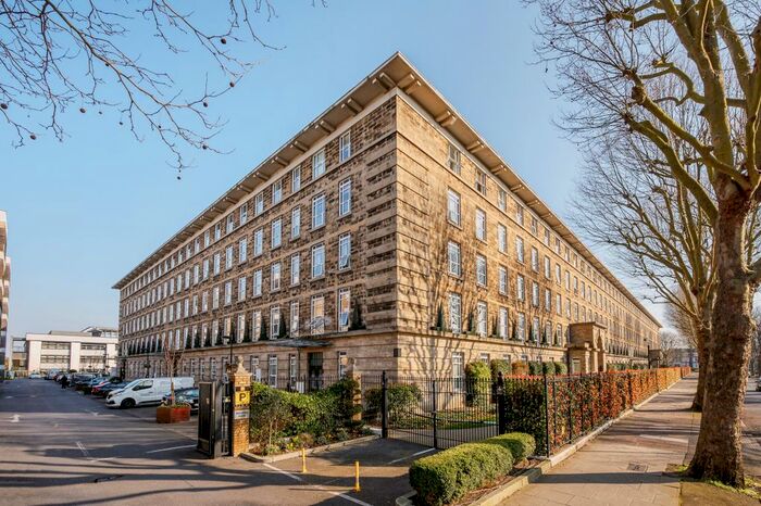 3 Bedroom Flat To Rent In Bromyard House, London, W3