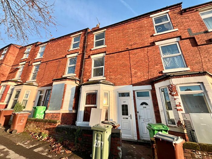 3 Bedroom Property To Rent In Bobbers Mill Road, Nottingham, NG7