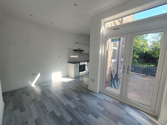 1 Bedroom Flat To Rent In Flat, Station Road, Dunscroft, Doncaster, DN7