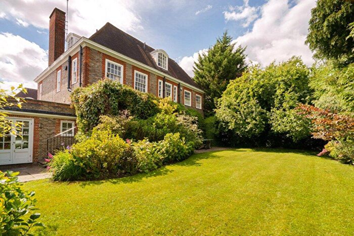 6 Bedroom Detached House For Sale In Heath Gate, Hampstead Garden Suburb, London, NW11