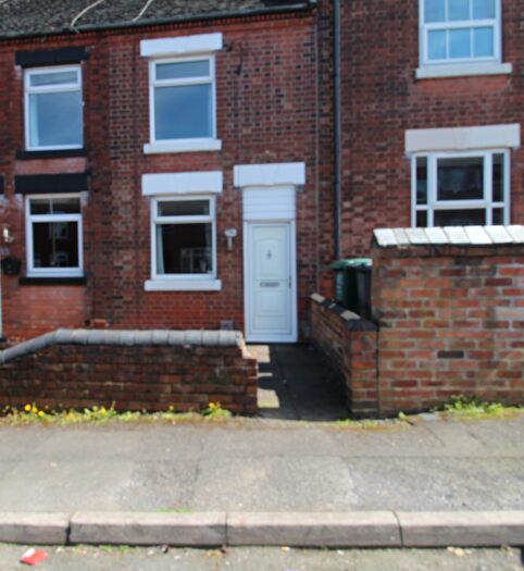 3 Bedroom Terraced House To Rent In Station Road, Swadlincote, DE11