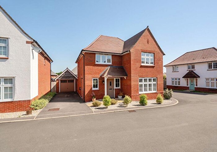 4 Bedroom Detached House For Sale In Kyte Close, Warminster, BA12