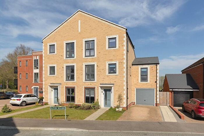 4 Bedroom Semi-Detached House For Sale In Ruton Square, Kings Hill, ME19