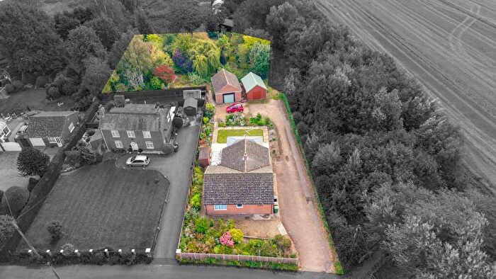 2 Bedroom Detached Bungalow For Sale In Chapel Lane, Emneth, Wisbech, Norfolk, PE14