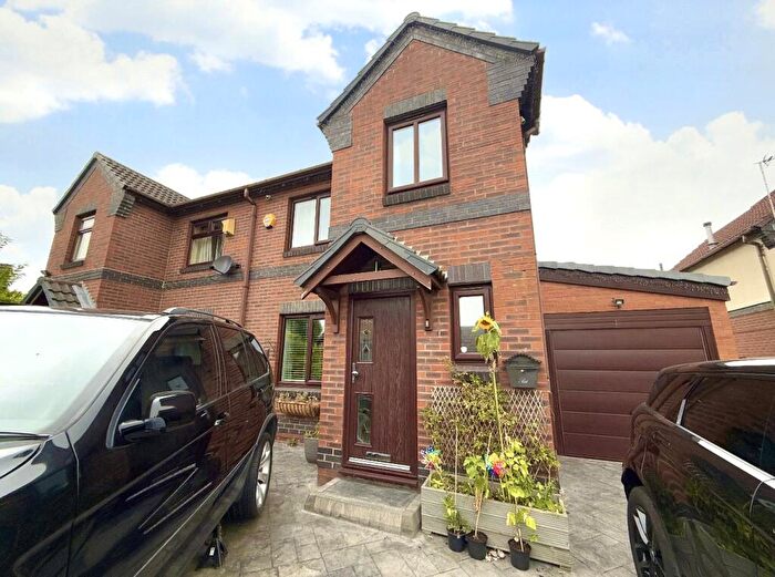 3 Bedroom Semi-Detached House For Sale In Topcliffe Grove, Liverpool, Merseyside, L12