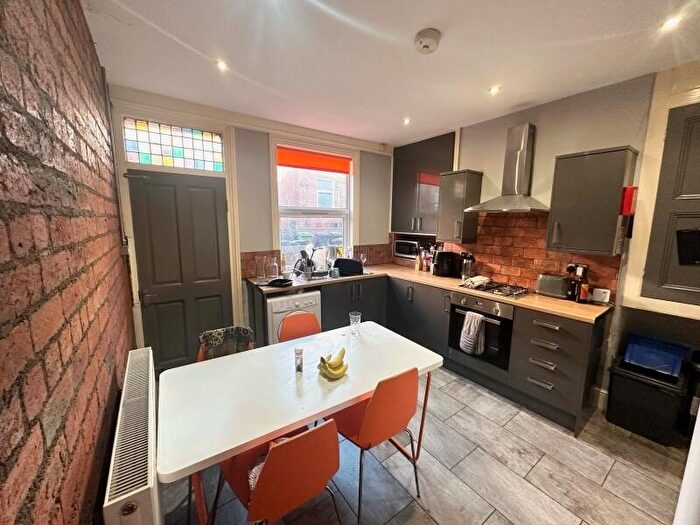 3 Bedroom Terraced House To Rent In Royal Park Road, Hyde Park, Leeds, LS6