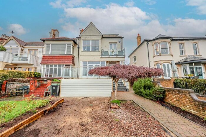 3 Bedroom Maisonette To Rent In Cliff Parade, Leigh-On-Sea, SS9