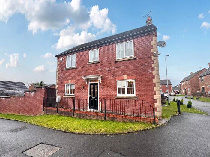3 Bedroom Detached House For Sale In Pilgrim Way, Moorside, OL1