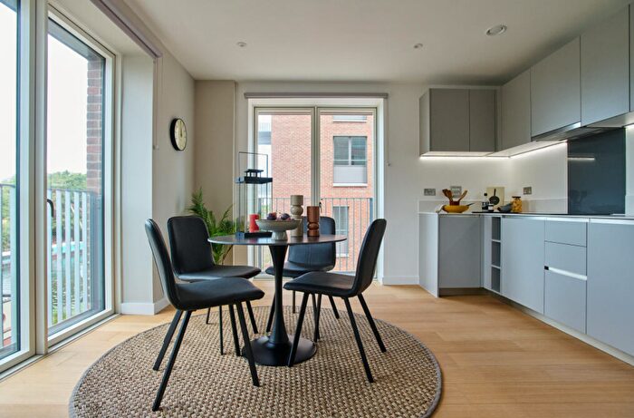 1 Bedroom Flat To Rent In Ferry Lane, Tottenham Hale, N17