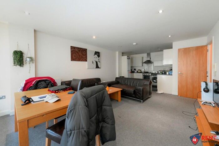 2 Bedroom Apartment To Rent In West Wear Street, Sunderland, Tyne And Wear, SR1