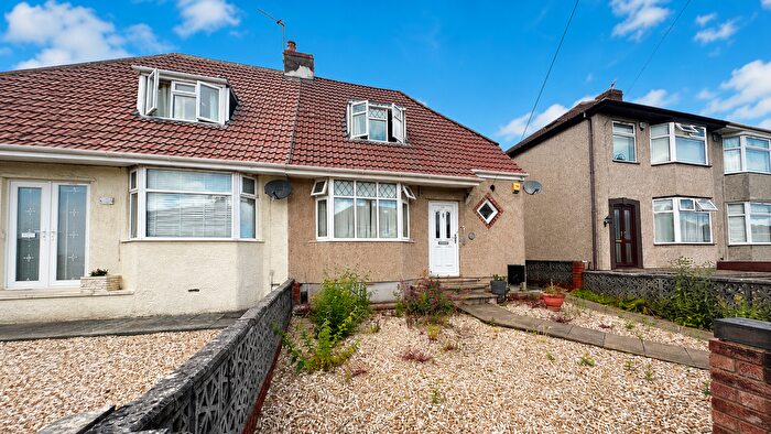 4 Bedroom Semi-Detached House To Rent In Mackie Avenue, Filton, Bristol, BS34
