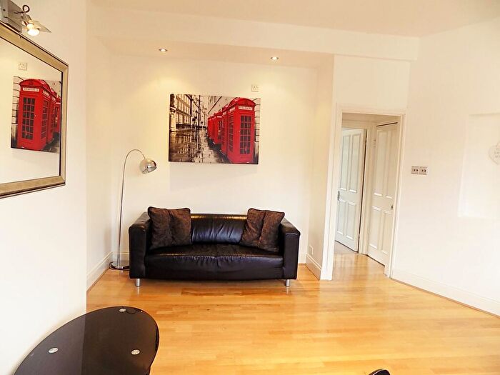 1 Bedroom Flat To Rent In Kingdon Road, London, NW6