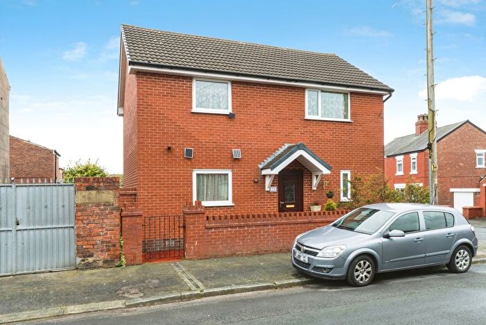 3 Bedroom Detached House For Sale In Ward Street, Preston, Lancashire, PR4