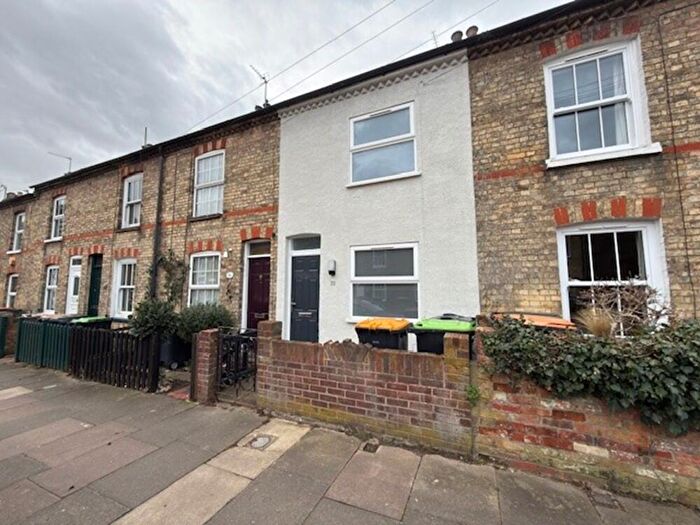 3 Bedroom Terraced House To Rent In Beaconsfield Street, Bedford, MK41