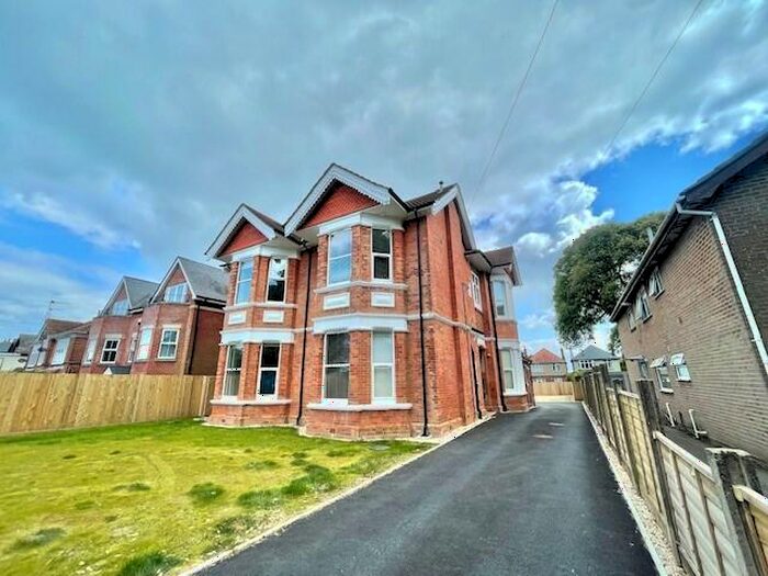 1 Bedroom Flat To Rent In Southbourne Road, Bournemouth, BH6