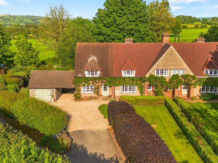 5 Bedroom Semi Detached House For Sale In Parsonage Lane, Winford, BS40