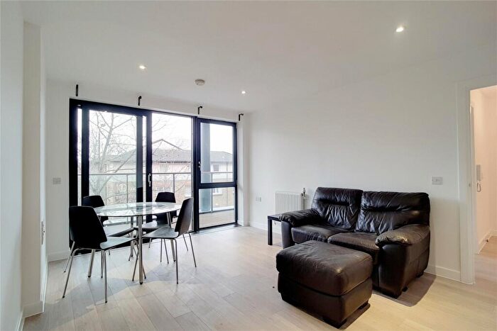 1 Bedroom Apartment To Rent In Casson Apartments, Upper North Street, E14