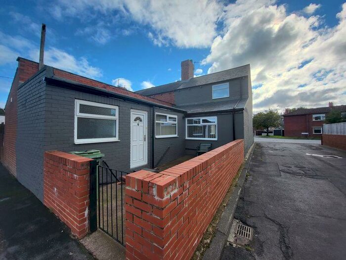 2 Bedroom End Of Terrace House To Rent In Hirst Terrace North, Bedlington, NE22