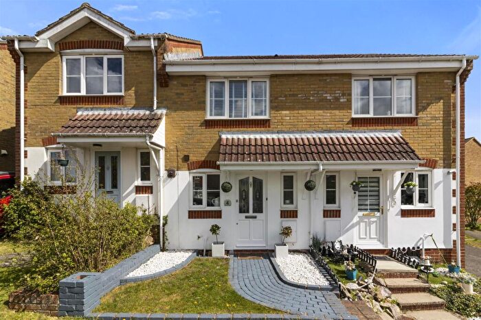 2 Bedroom House For Sale In Warwick Close, Amberstone, BN27