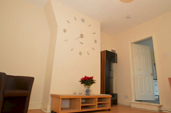 2 Bedroom Property To Rent In Curzon Street, Gateshead, NE8
