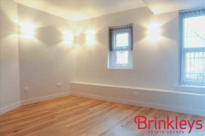 Studio To Rent In Wimbledon Park Road, London, SW18