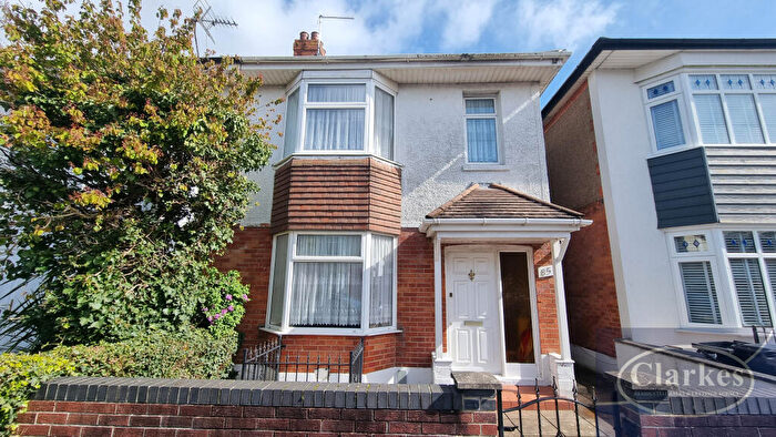 4 Bedroom Semi Detached House For Sale In Elmes Road, Bournemouth, BH9