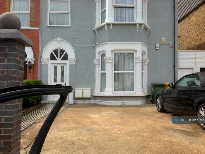 2 Bedroom Flat To Rent In Kingswood Road, Ilford, IG3