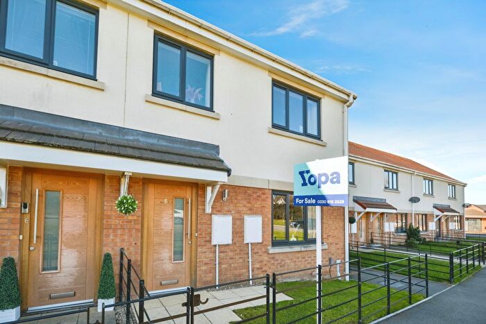 3 Bedroom Semi-detached House For Sale In West Acres Walk, Stockton-On-Tees, TS16