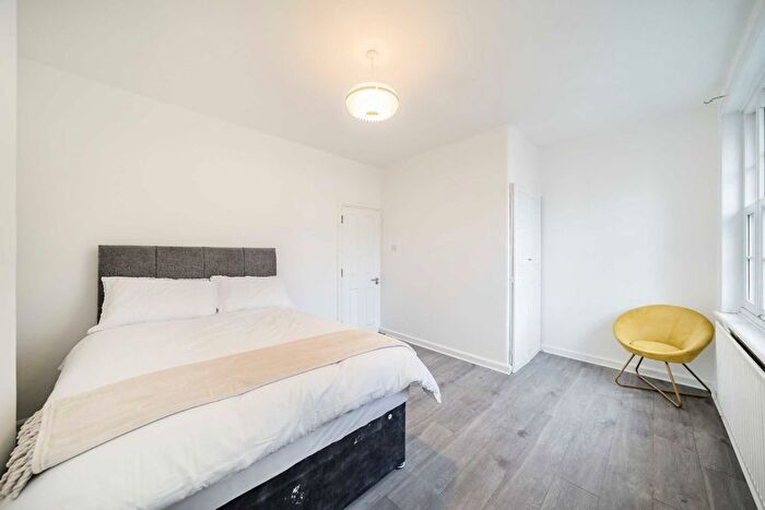 3 Bedroom Property To Rent In Lessingham Avenue, Tooting, SW17