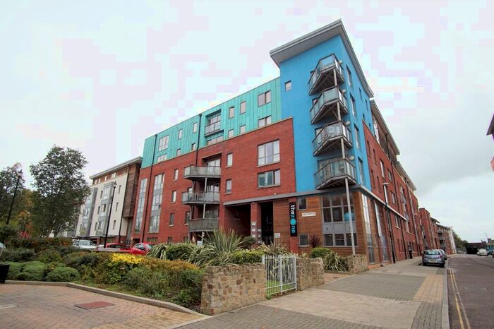 Studio To Rent In Ratcliffe Court, Sweetman Place, City Centre, BS2