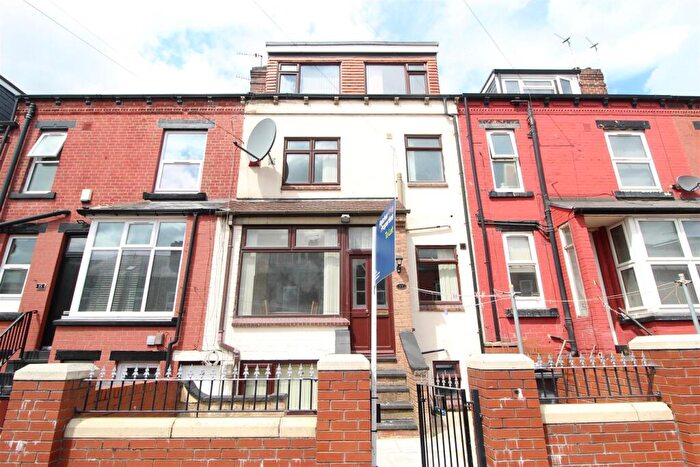 3 Bedroom Terraced House To Rent In St. Hildas Mount, Leeds, LS9