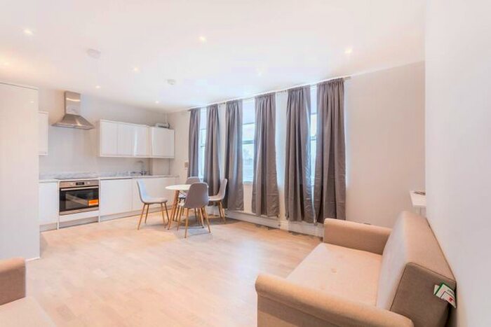 2 Bedroom Flat To Rent In Rectory Road, Hackney, London, N16