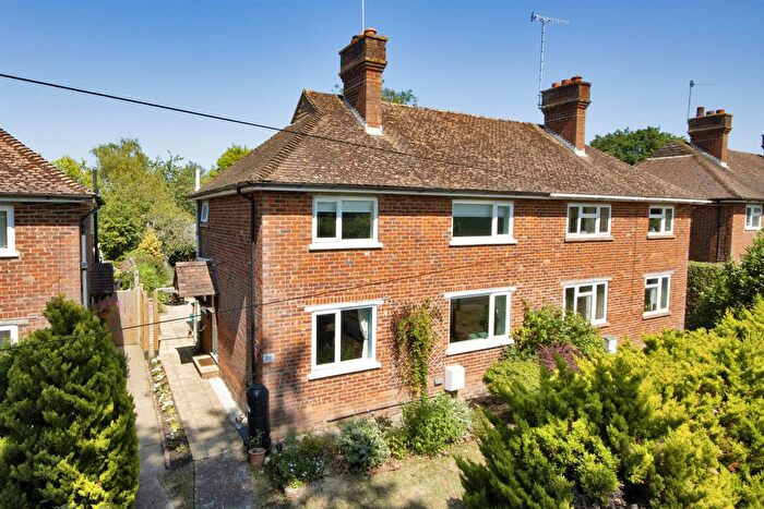 3 Bedroom Semi-Detached House For Sale In Mount Pleasant, Hildenborough, TN11