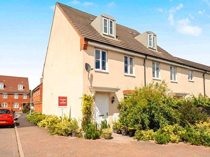 3 Bedroom End Of Terrace House For Sale In Sharpham Road, Glastonbury, BA6
