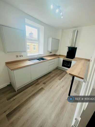 3 Bedroom Terraced House To Rent In Manchester Road, Mossley, Ashton-Under-Lyne, OL5
