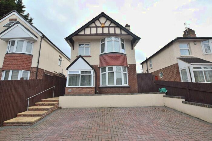3 Bedroom Detached House To Rent In Barton Street, Gloucester, GL1
