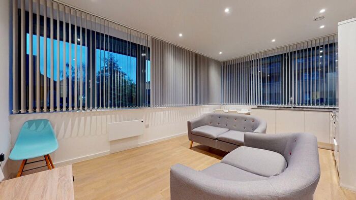 2 Bedroom Flat To Rent In Riverbank Way, Brentford, TW8