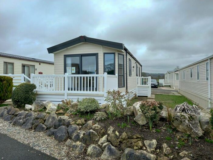 2 Bedroom Lodge For Sale In Garstang, Lancashire, PR3