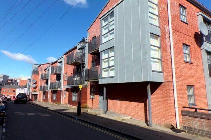 2 Bedroom Flat To Rent In Avenham Road, Preston, PR1