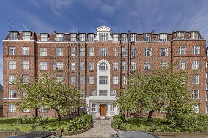 2 Bedroom Flat To Rent In Sutton Lane North, Chiswick, W4